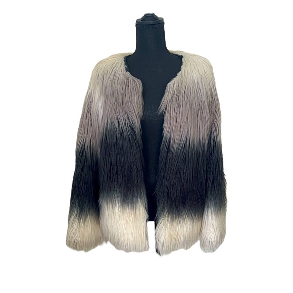 Faux fur coat - size M - Picture 1 of 12